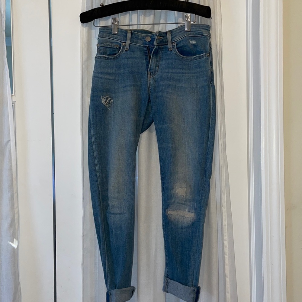 711 Skinny Levis